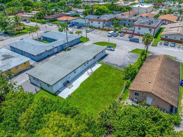 1807 N 17th Ave, Hollywood, FL 33020