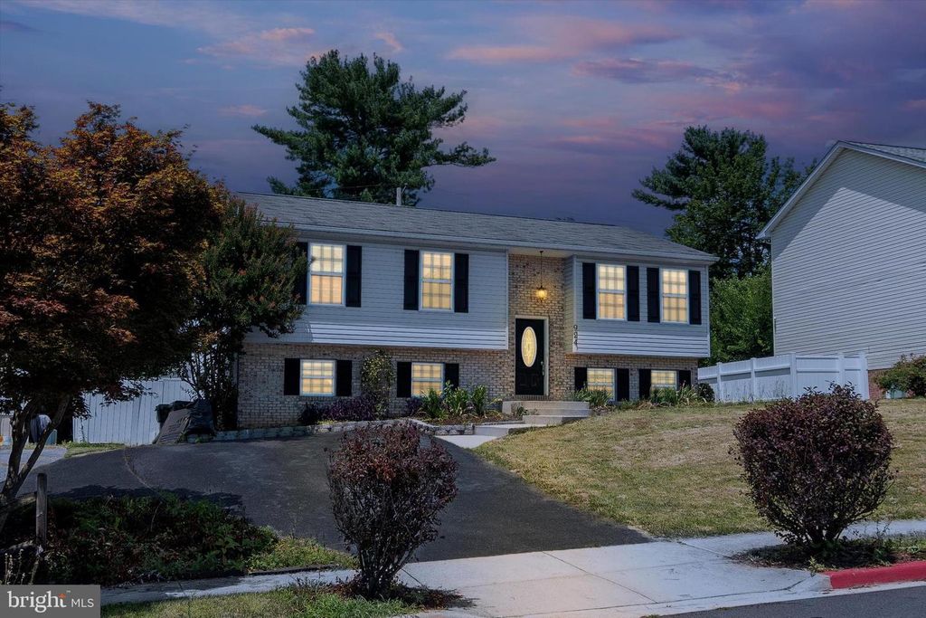 924 KASINOF AVE, Hagerstown, MD 21742