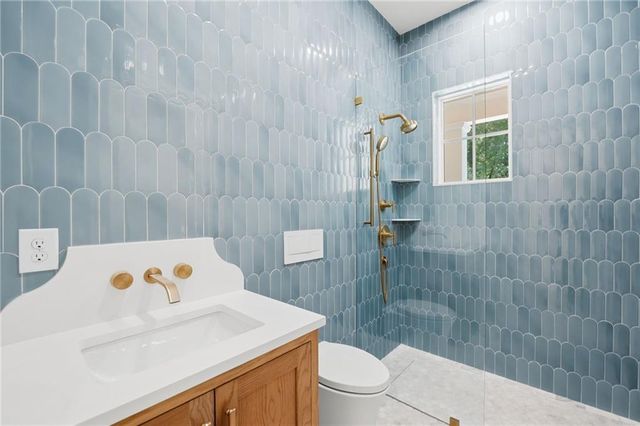 105 Baxley Lane, Alpharetta, GA 30004