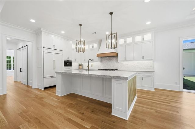 105 Baxley Lane, Alpharetta, GA 30004