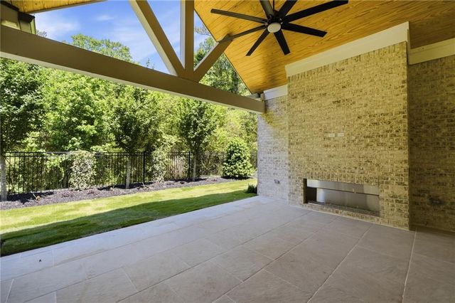 105 Baxley Lane, Alpharetta, GA 30004
