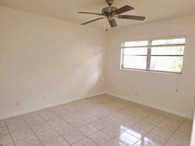 5445 Glenda Street, West Palm Beach, FL 33417