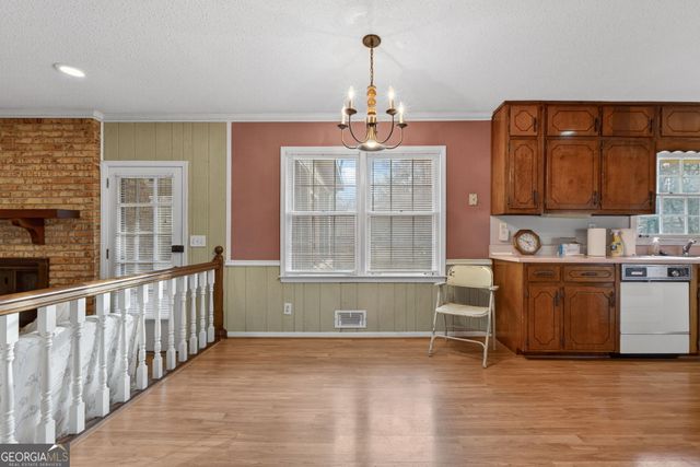 5227 Beechwood Forest Drive, Lithonia, GA 30038