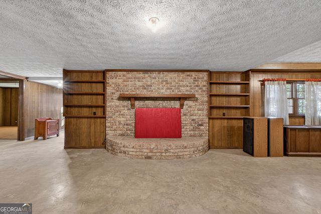 5227 Beechwood Forest Drive, Lithonia, GA 30038