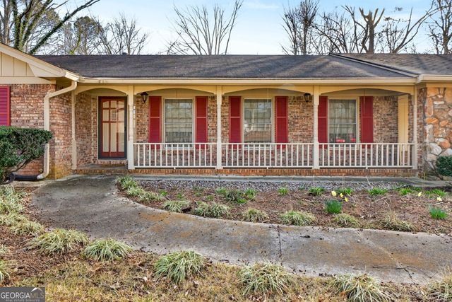 5227 Beechwood Forest Drive, Lithonia, GA 30038