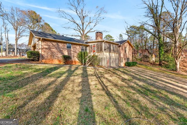 5227 Beechwood Forest Drive, Lithonia, GA 30038