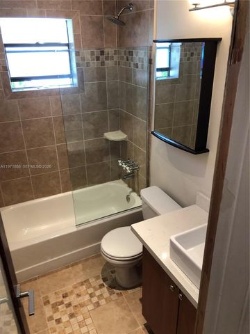 4081 N Dixie Hwy 29, Oakland Park, FL 33334