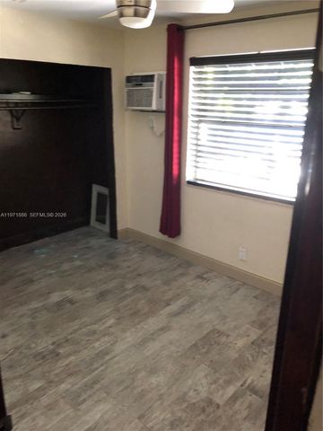 4081 N Dixie Hwy 29, Oakland Park, FL 33334