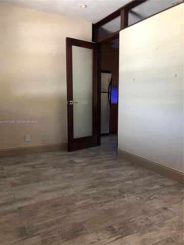 4081 N Dixie Hwy 29, Oakland Park, FL 33334