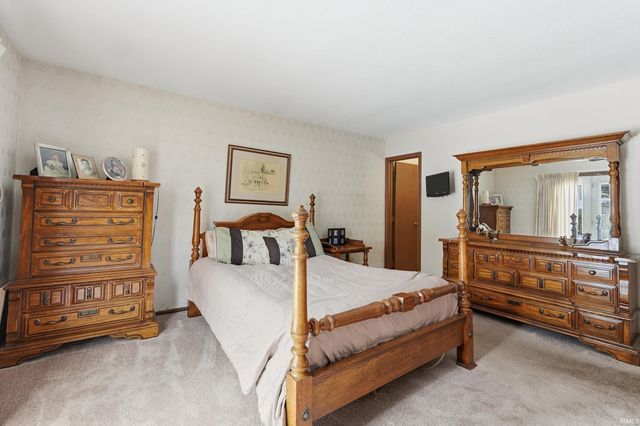 1419 Shoreview Drive, Fort Wayne, IN 46819