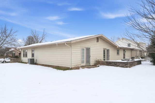 1419 Shoreview Drive, Fort Wayne, IN 46819