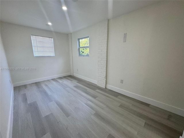 10521 NW 35th Ct 0, Miami, FL 33147