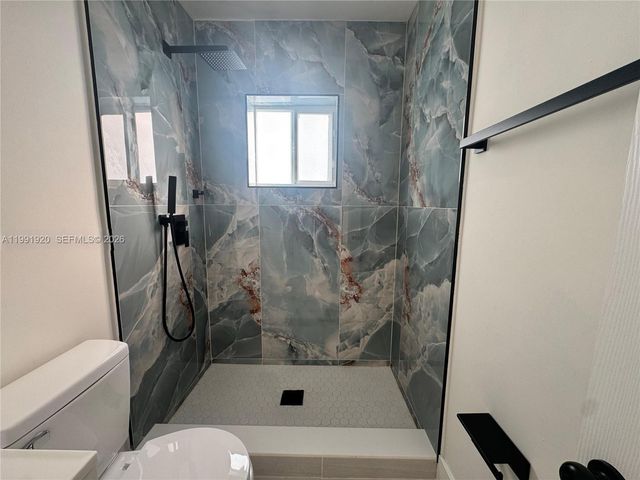 10521 NW 35th Ct 0, Miami, FL 33147