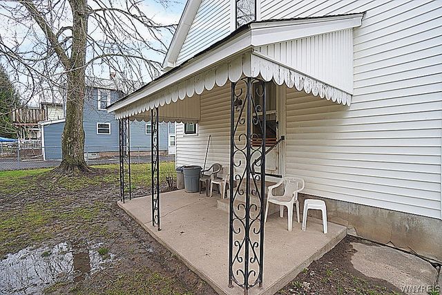 90 Evans Street, Lockport City, NY 14094