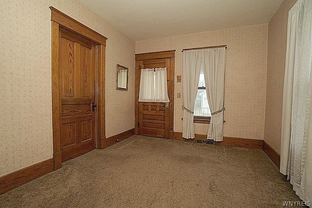 90 Evans Street, Lockport City, NY 14094