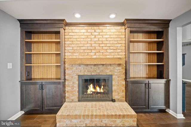 4037 HOLLY KNOLL DR, Glen Arm, MD 21057