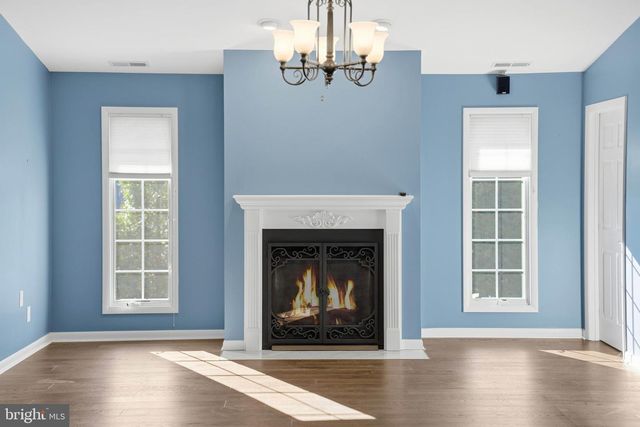 4037 HOLLY KNOLL DR, Glen Arm, MD 21057