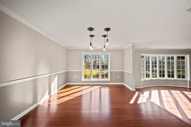 4037 HOLLY KNOLL DR, Glen Arm, MD 21057