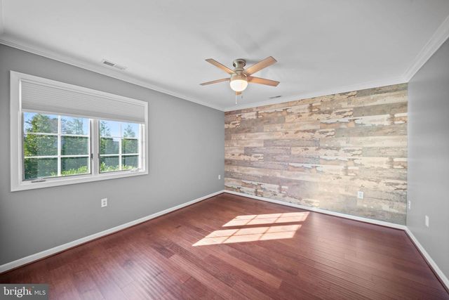 4037 HOLLY KNOLL DR, Glen Arm, MD 21057