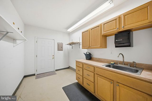 4037 HOLLY KNOLL DR, Glen Arm, MD 21057
