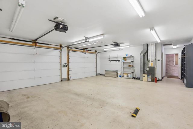 4037 HOLLY KNOLL DR, Glen Arm, MD 21057