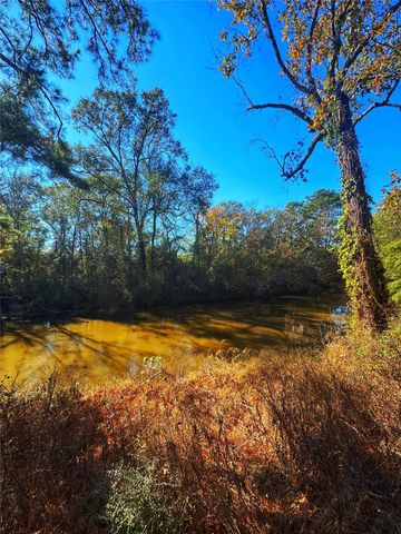 1405 May Drive, Onalaska, TX 77360