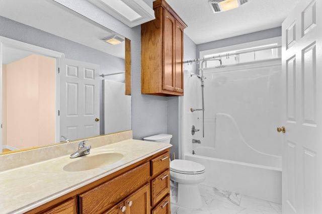 900 Southwind, Port Arthur, TX 77640