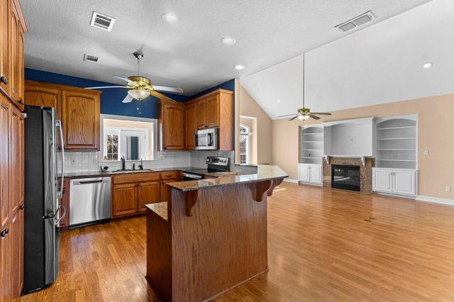 900 Southwind, Port Arthur, TX 77640