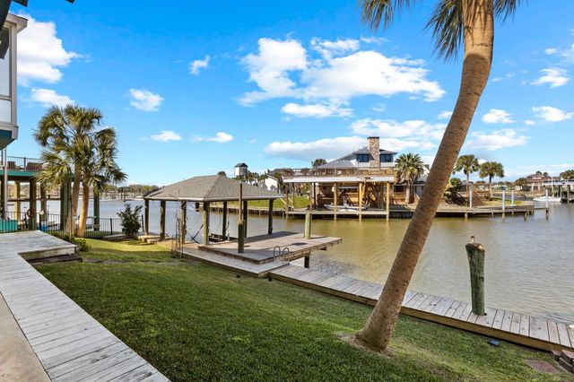 900 Southwind, Port Arthur, TX 77640