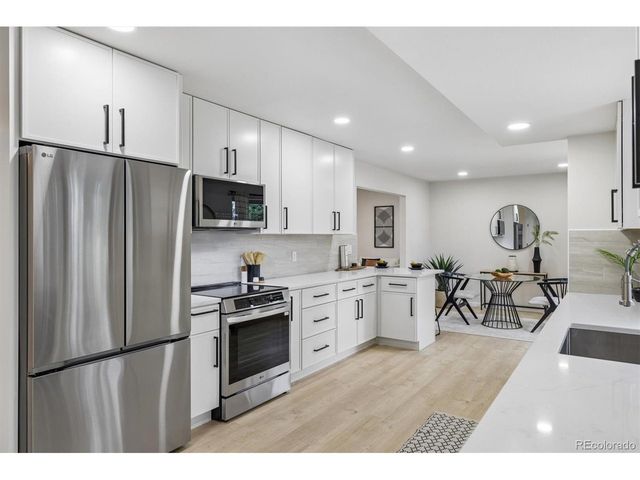 9329 W Baltic Dr, Lakewood, CO 80227