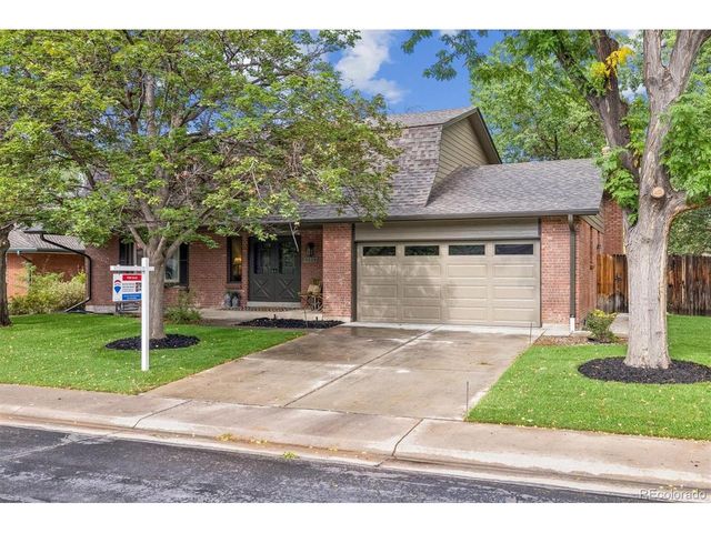 9329 W Baltic Dr, Lakewood, CO 80227