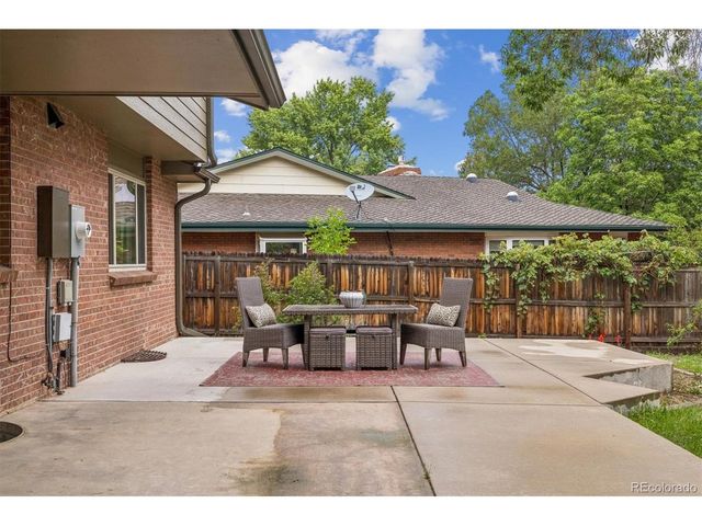 9329 W Baltic Dr, Lakewood, CO 80227