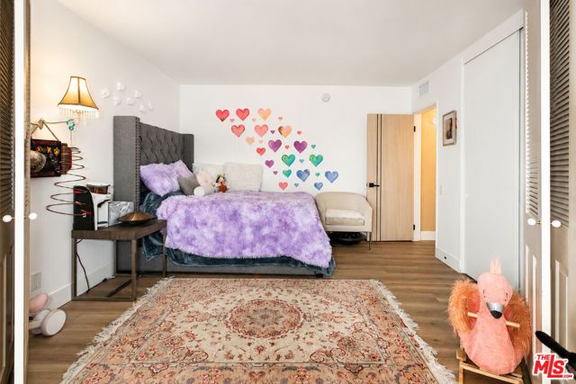 2385 Roscomare Road D17, Los Angeles, CA 90077