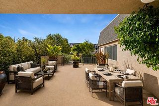 2385 Roscomare Road D17, Los Angeles, CA 90077