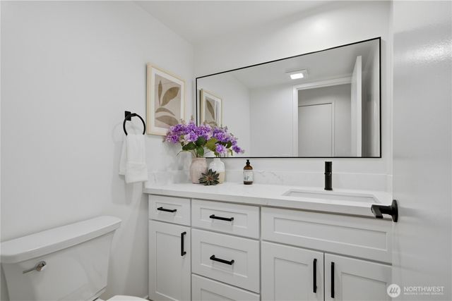 16177 SE 33rd Circle, Bellevue, WA 98008