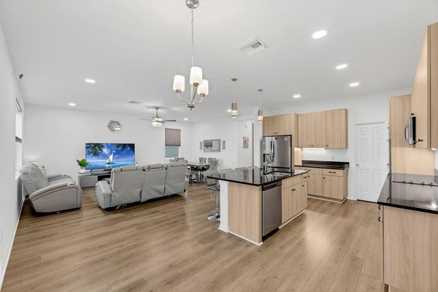 31867 ASBURY AVENUE, Wesley Chapel, FL 33545