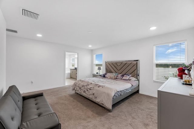 31867 ASBURY AVENUE, Wesley Chapel, FL 33545