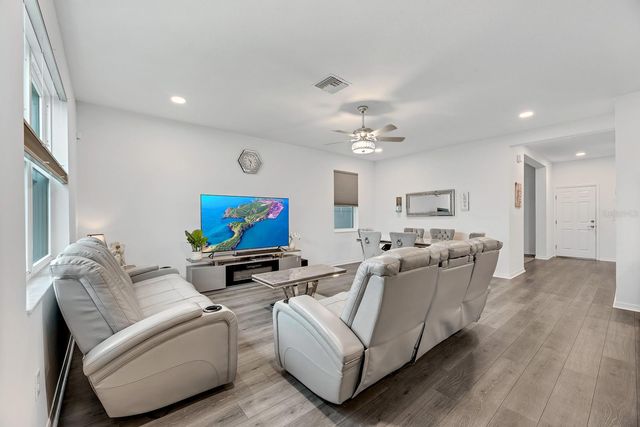 31867 ASBURY AVENUE, Wesley Chapel, FL 33545