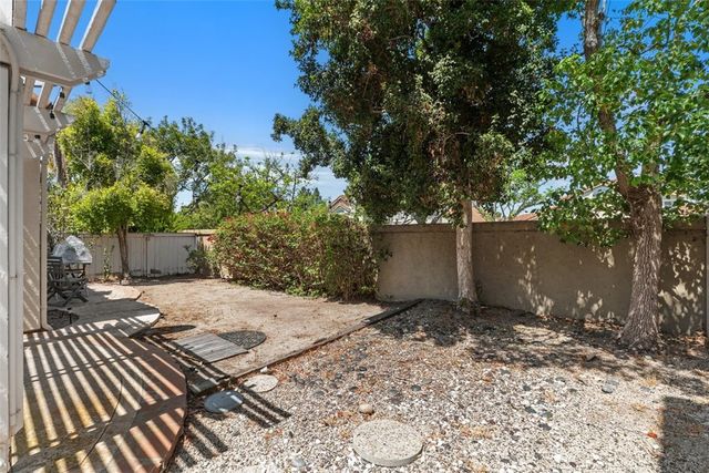7 Del Perlatto, Irvine, CA 92614