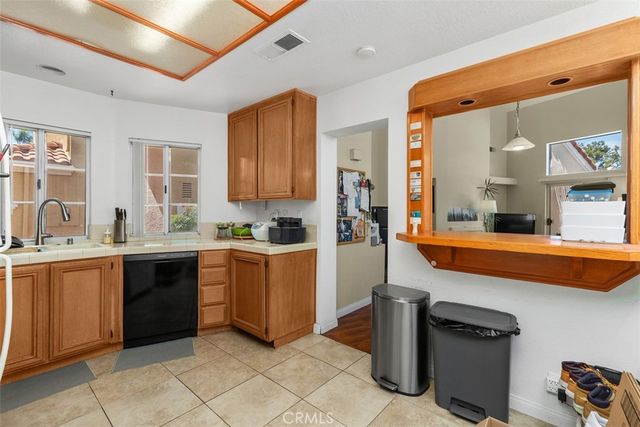 7 Del Perlatto, Irvine, CA 92614