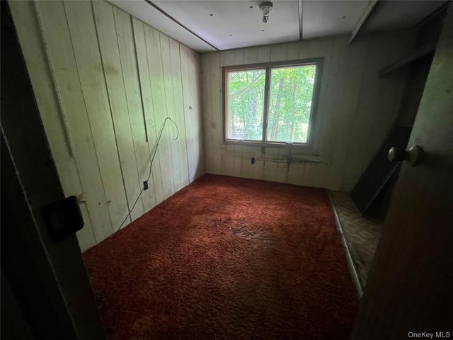 1145 Glasco Turnpike, Saugerties, NY 12477