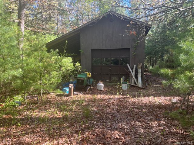 1145 Glasco Turnpike, Saugerties, NY 12477