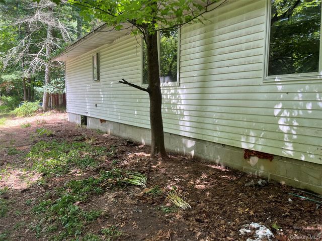 1145 Glasco Turnpike, Saugerties, NY 12477