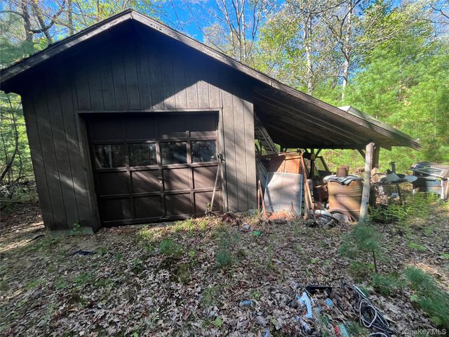 1145 Glasco Turnpike, Saugerties, NY 12477