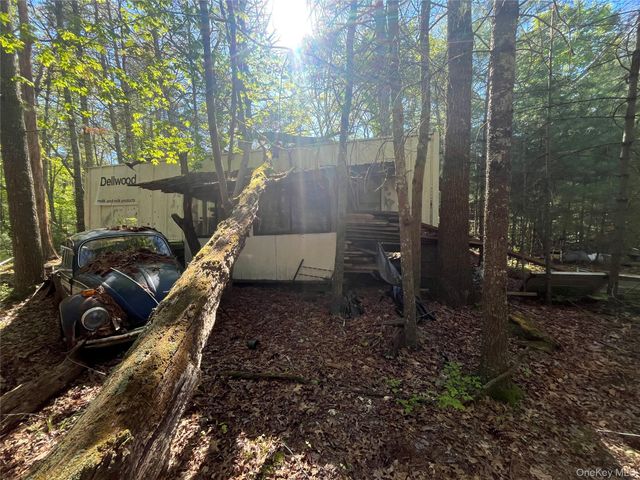 1145 Glasco Turnpike, Saugerties, NY 12477