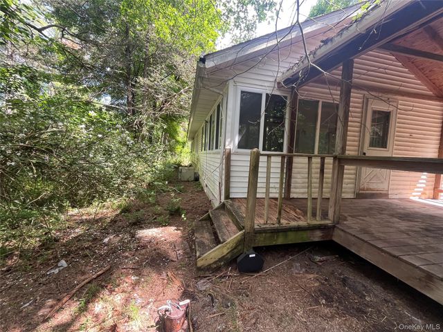 1145 Glasco Turnpike, Saugerties, NY 12477