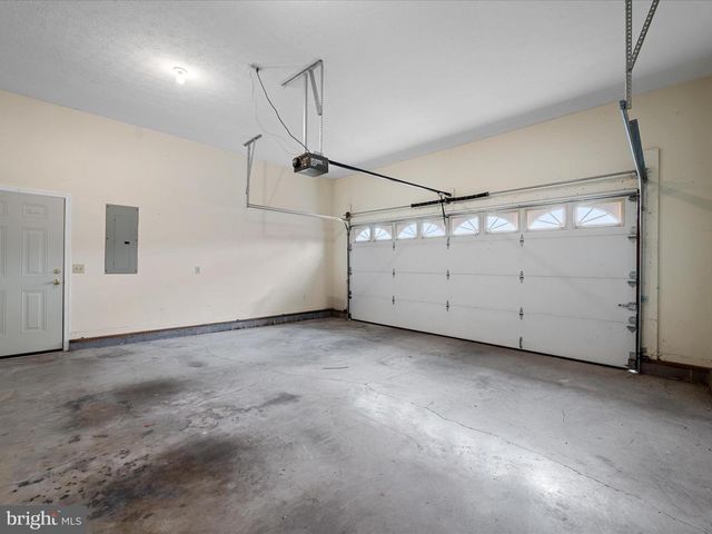 1840 RHIANON LN, Harrisonburg, VA 22801