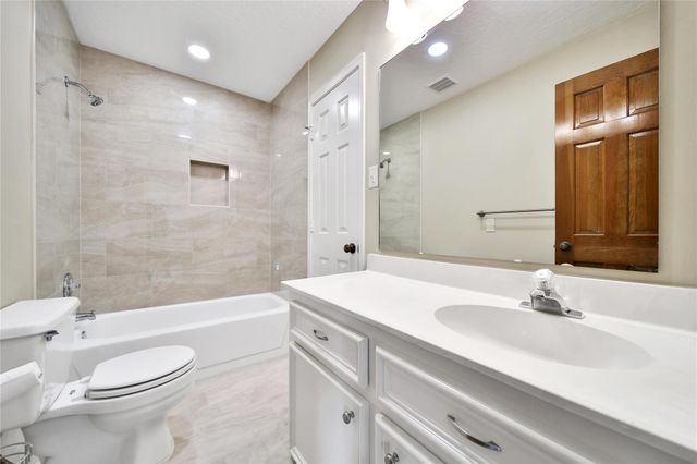20031 Pine Wind Drive, Humble, TX 77346