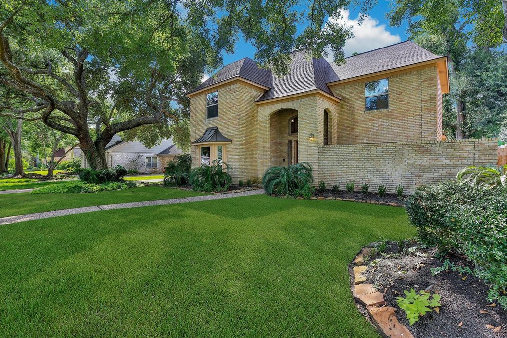 20031 Pine Wind Drive, Humble, TX 77346