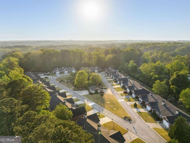2525 Rosehill Circle, Lithia Springs, GA 30122